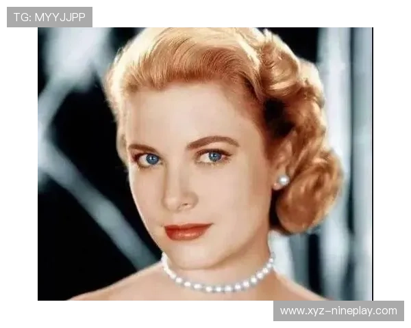 足球界戴珍珠项链的传奇球星是谁背后的故事与魅力解析